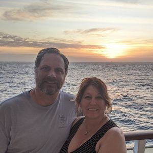 Meet your Posher, Sharon